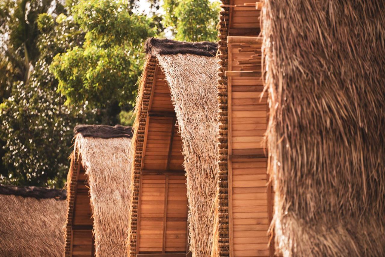 Majango Bungalows Kuta  Exteriör bild